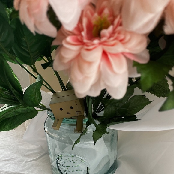 Instagram @mcmadem - Picture 7 of 16